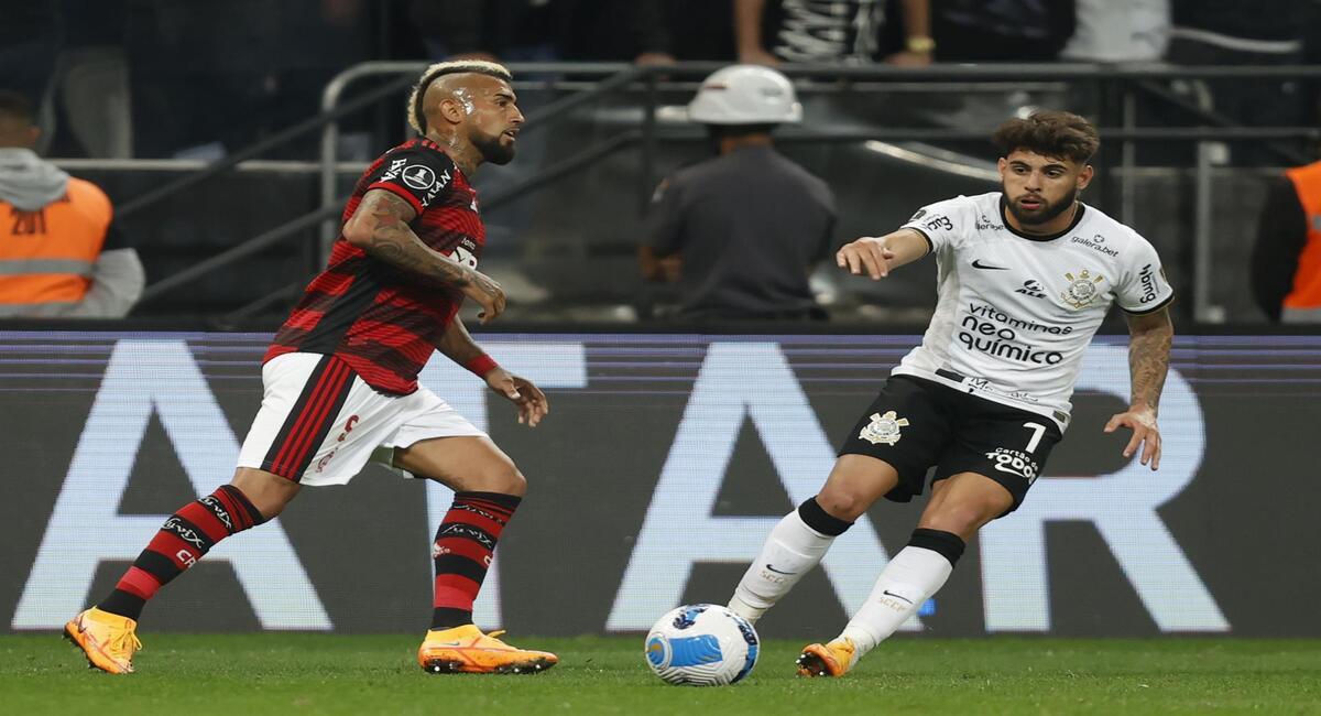 Flamengo tiene la ventaja sobre el Timao tras ganar 2-0 en la ida. Foto: EFE