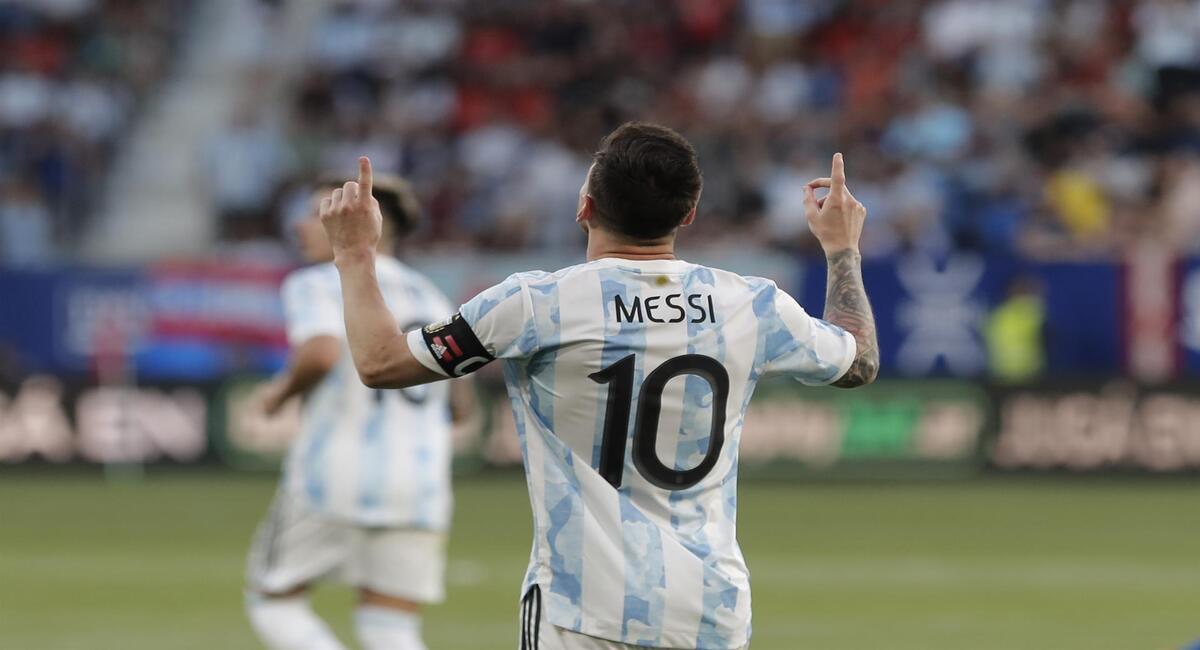 Lionel Messi será parte del equipo titular de la Albiceleste. Foto: Twitter @Argentina