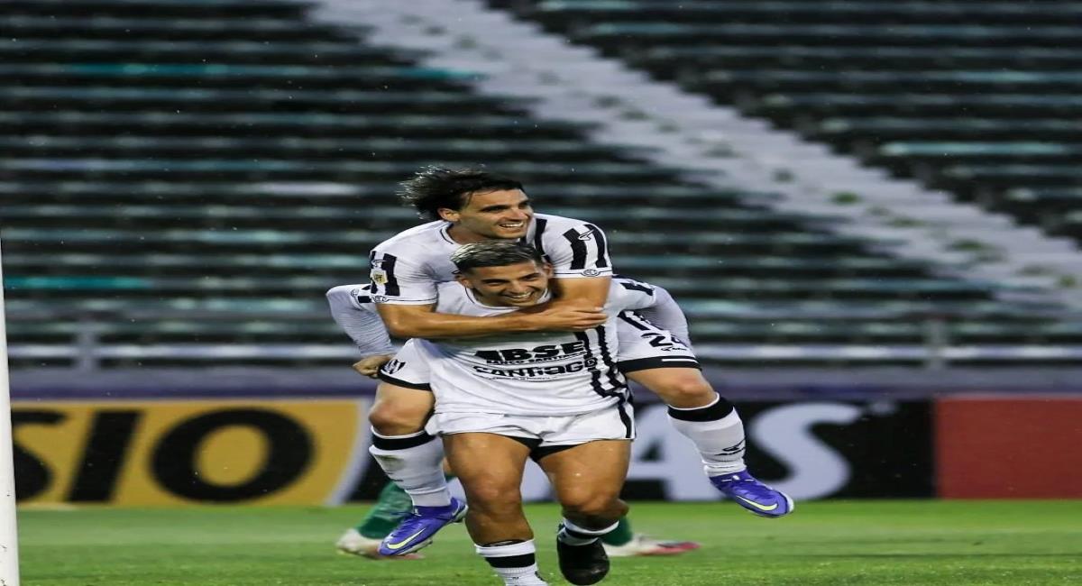 López marcó tres goles en la victoria del Ferroviario sobre el Tiburón. Foto: Facebook @cacc.sde