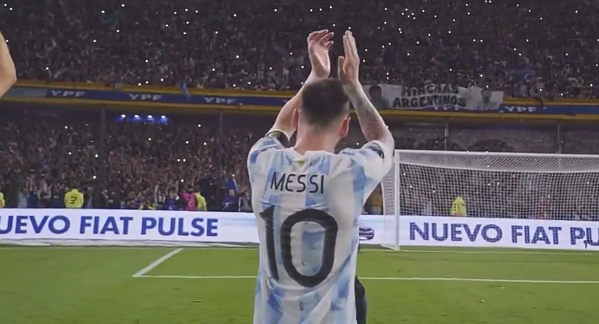 Lionel Messi fue ovacionado en la Bombonera en el Argentina 3-0 Venezuela. Foto: captura de pantalla de Youtube