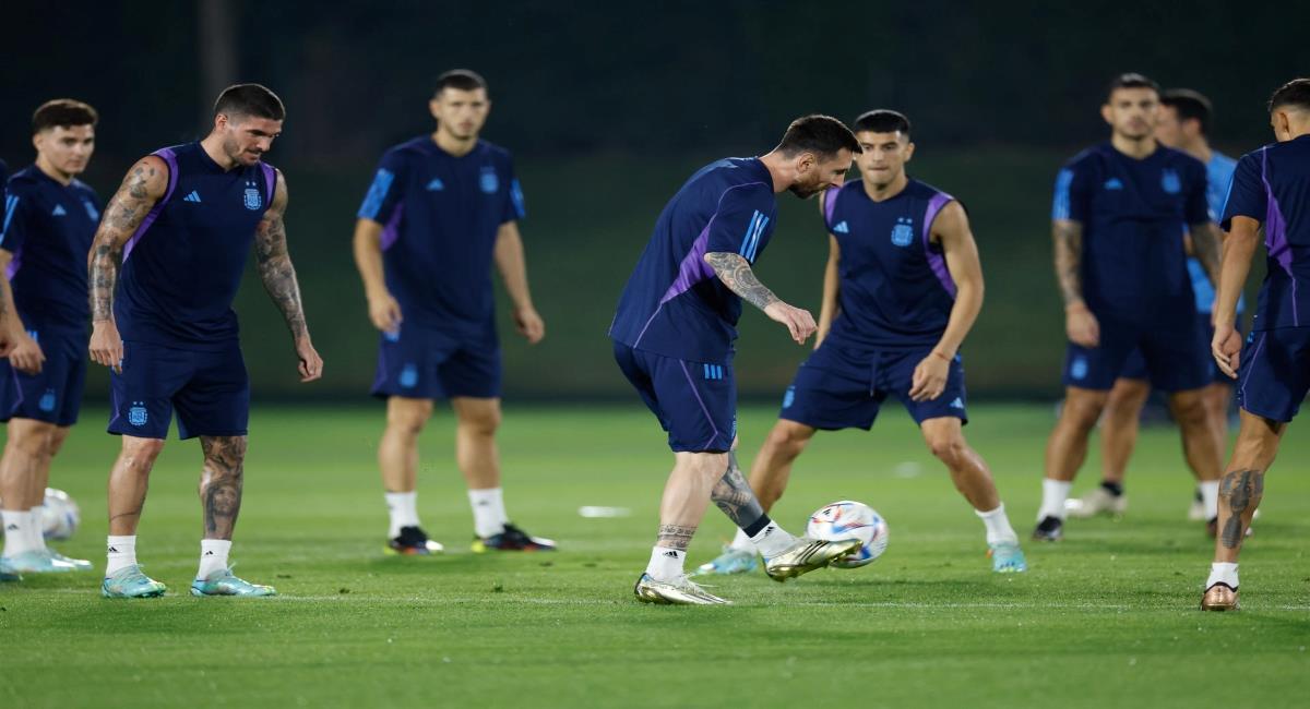 Lionel Messi sería parte del 11 titular de la Selección, ante Polonia. Foto: EFE