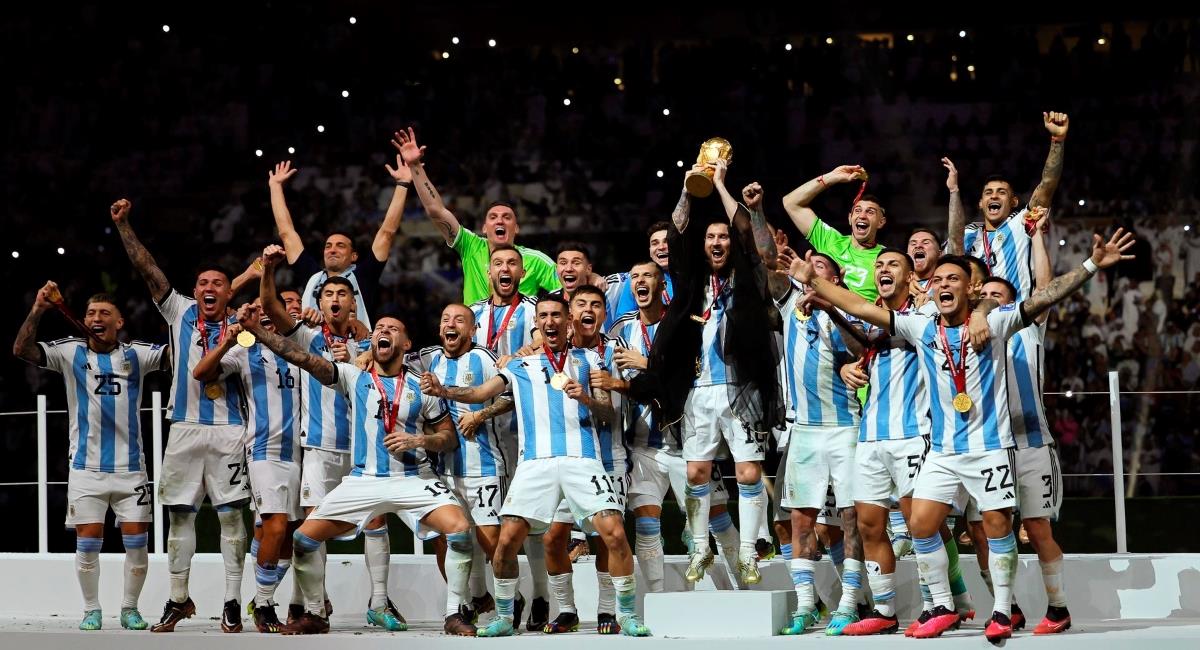 Argentina, luego de 36 años, vuelve a levantar la copa. Foto: EFE