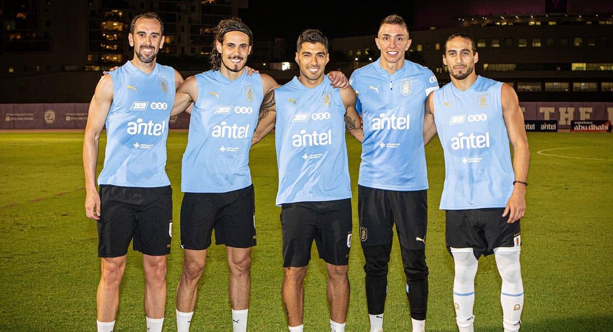 Cuatro jugadores uruguayos fueron sancionados por FIFA. Foto: Twitter @Uruguay