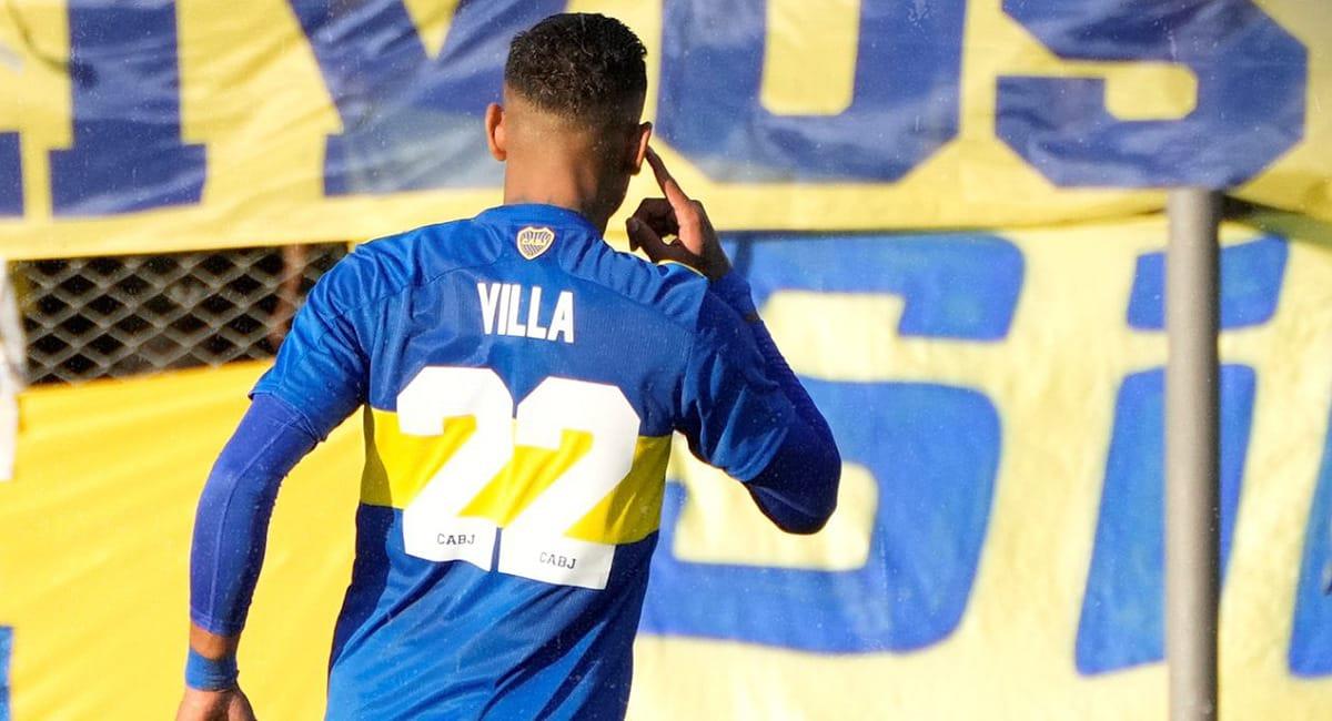 Villa volvió al país para seguir entrenándose en Boca Juniors. Foto: Twitter @BocaJrsOficial