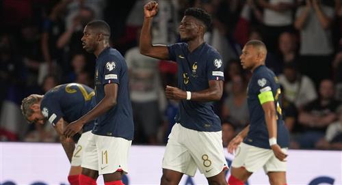 Francia venció 2-0 a Irlanda y sigue invicta en las Eliminatorias para la Eurocopa 2024