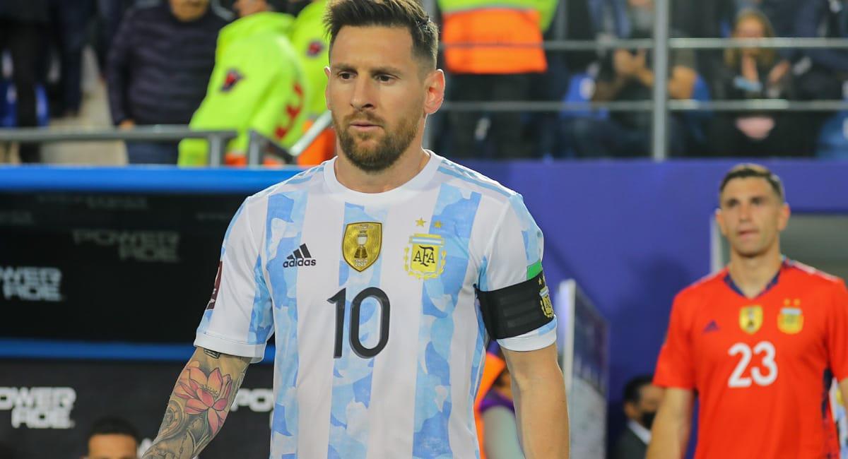 Messi cerca de un nuevo récord. Foto: Twitter @Argentina