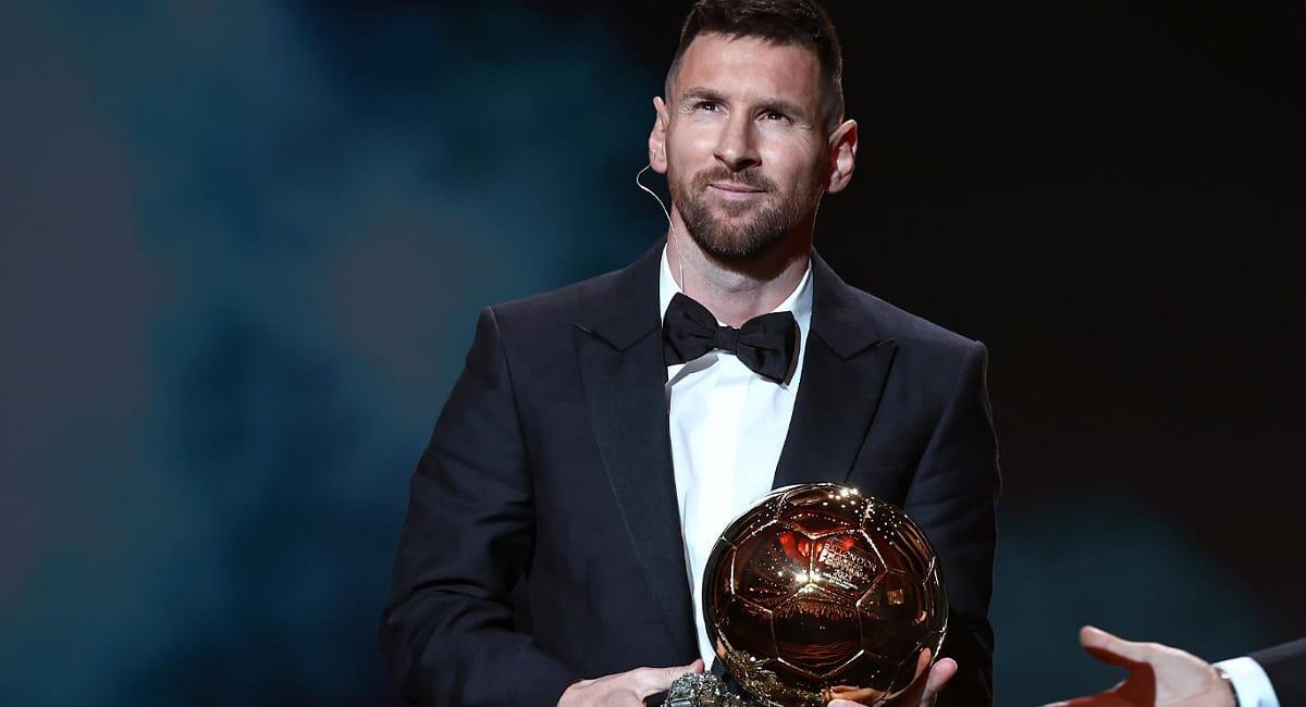 Messi ganó su octavo balón de oro. Foto: EFE