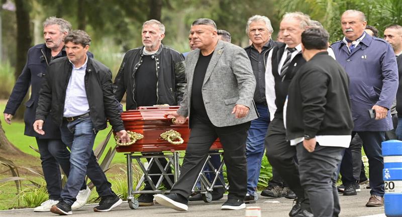 El último adiós de las leyendas del fútbol argentino a Menotti